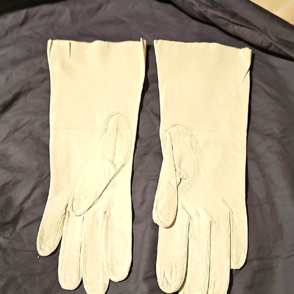 New Vintage longLength Gloves leather white